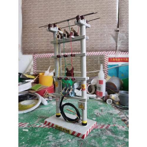 雙桿分支開關(guān)臺架變壓器線路模型 辦公教學的多功能精致擺件